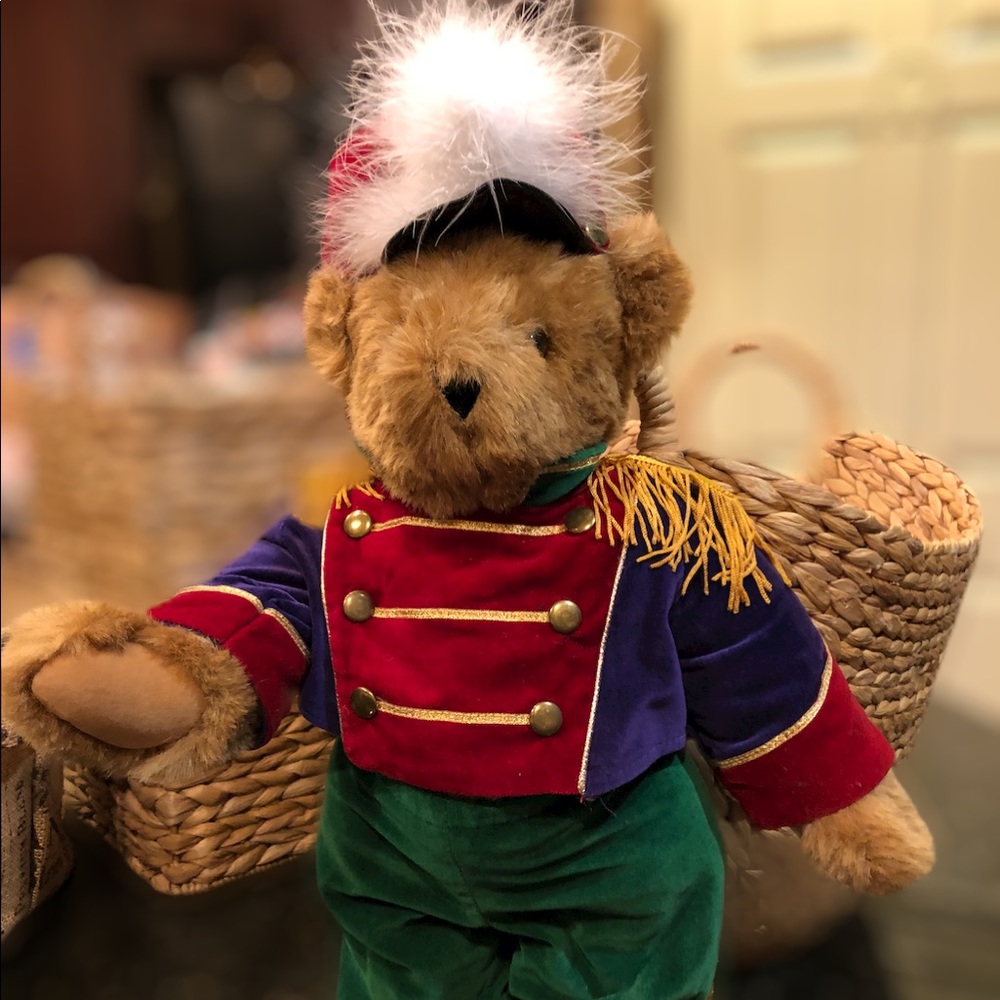 VERMONT TEDDY BEAR NWT Christmas Toy Soldier